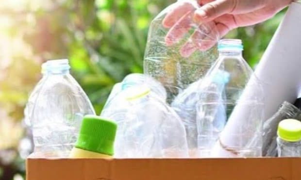 Dengan Gaya Hidup Sehat Memanfaatkan Limbah Plastik